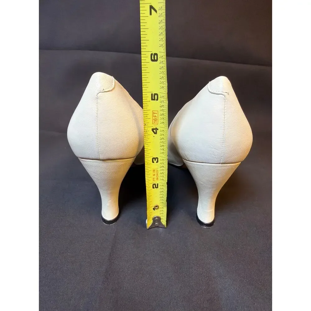 Vintage Evan Picone Made in Spain Ivory Leather Pumps Heels 9.5 Deadstock